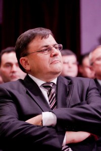 601387_453994104653558_119836290_n